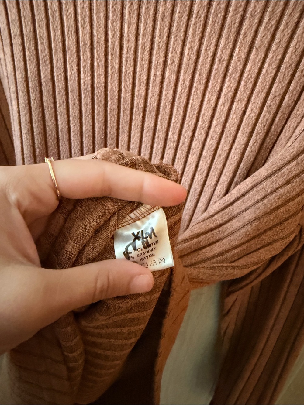 Cozy Ribbed Long-Sleeve Sweater - Rust - Picture 3 of 3